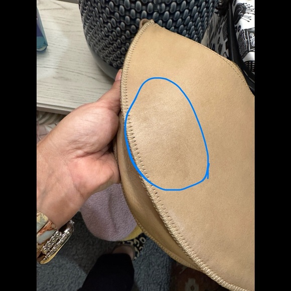 Lyons Leather Co. Seashell Queen Bee - Picture 6 of 15